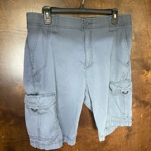 Lee Performance Series, Extreme motion cargo shorts
